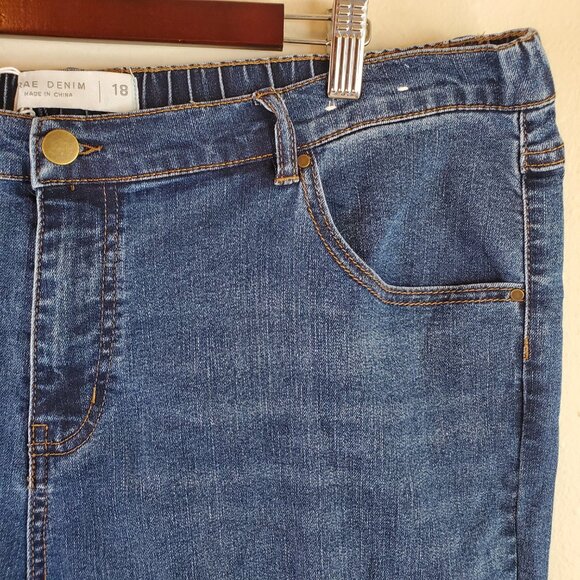 Suzanne Grae Denim Womens Knee Length Denim Bermuda Short 18 - Picture 2 of 6